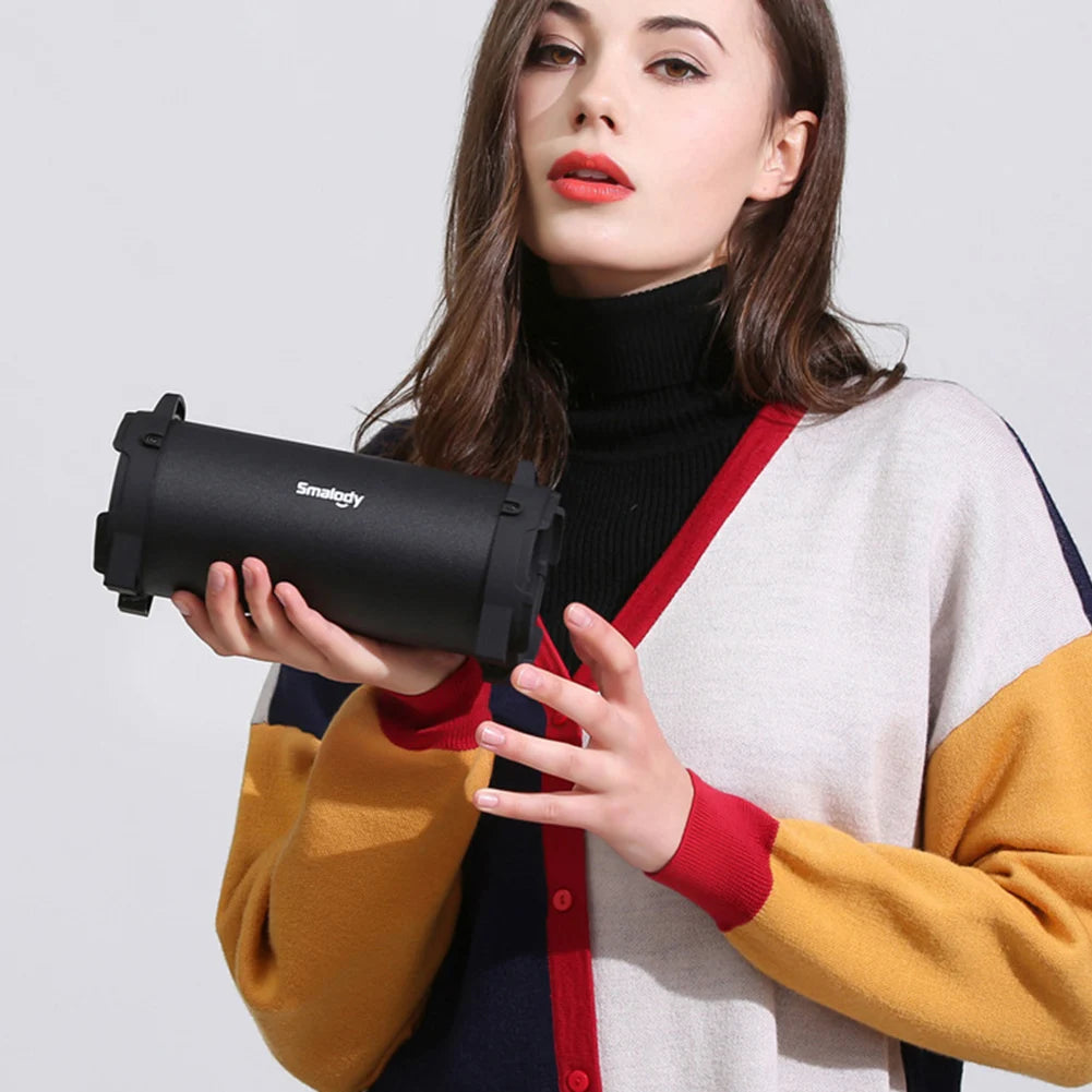 Portable Bluetooth Boombox Speaker — 8W, FM Radio, AUX & TF Card, 5-Hour Playtime